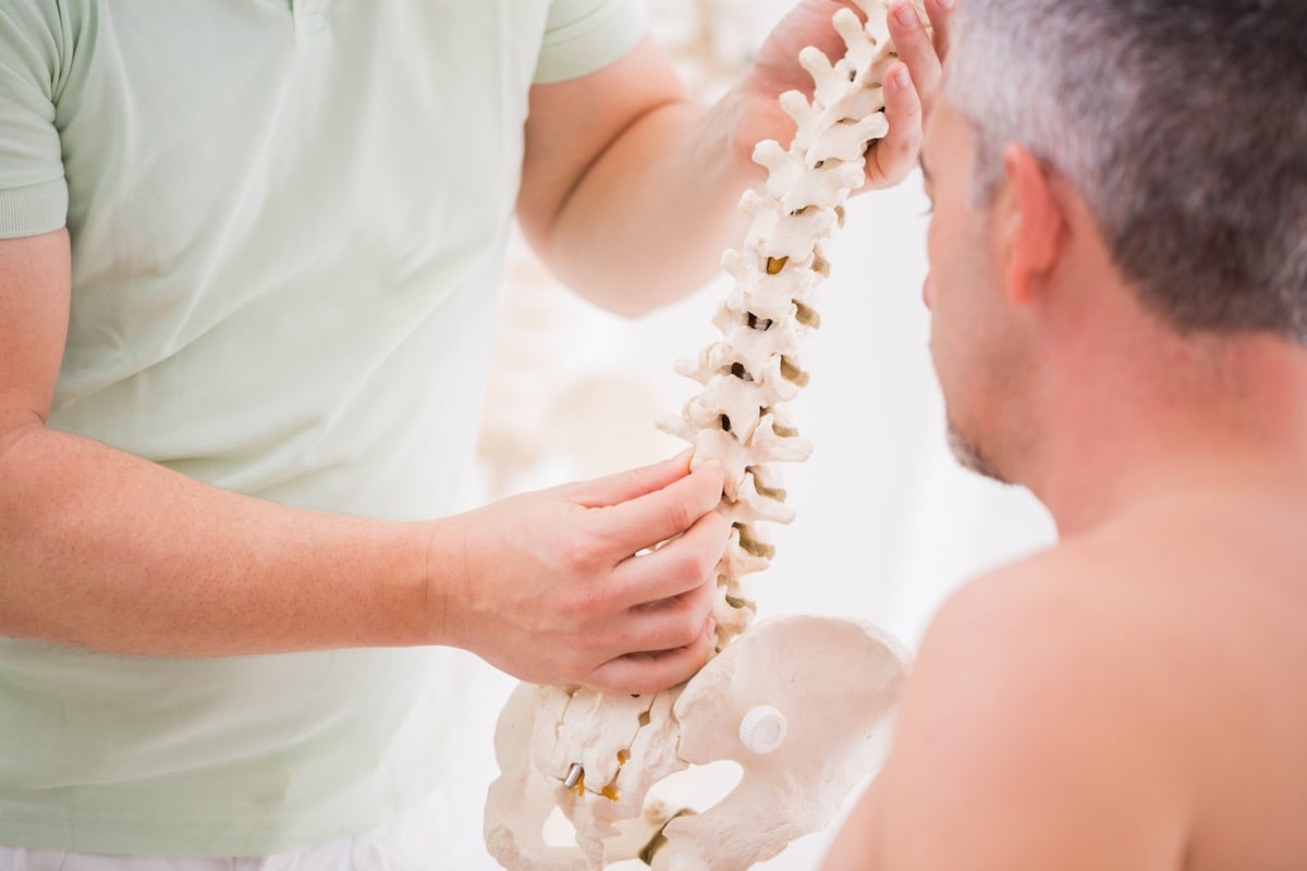 Is it posssible to give yourself a chiropractic adjustment?